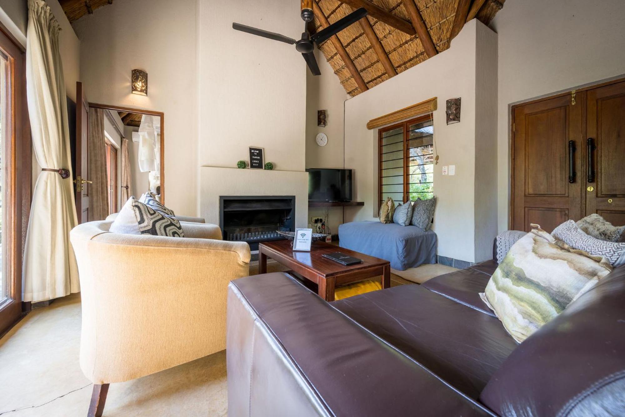Raptors Lodge Hoedspruit Exterior foto